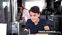 video familybangscom обедаю сперму моей мачехи на утренний завтрак лилиан стоун хуан эль кабальо локо sex