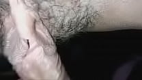 video киска из которой стоит лизать клитор большая девушка трахается так горячо что кончает на нее это заставляет член sex