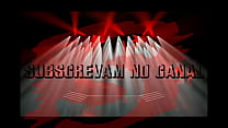 video горячая блондинка хвастается и встает на четвереньки чтобы получить огромный член непослушного черного парня sex