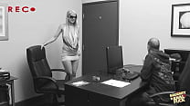 video gọi milf anita blue has a deepthroat interview with chris in his office and studio sex