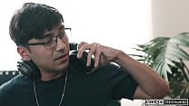 video доминирующая сводная сестра заставляет сводного брата трахнуть ее sex
