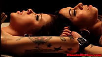 video госпожагоспожа соблазняет двух своих ограниченных нижних sex
