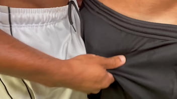 video черная кариока трахает чилийца в задницу в меху после пляжа в rj sex