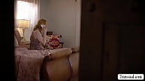 video сводный брат извращенец сосет член сводной сестры и трахает ее в анал sex
