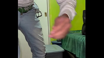 video я украла дилдо сводного брата чтобы заняться со мной любовью пока я дома одна sex