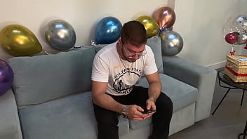 video мы отмечали день рождения маленькой фанатки пенисов с моими друзьями нати дельгадо сильваной ли и каролем дуке sex