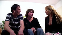video настоящая немецкая зрелая жена с большими натуральными сиськами удивилась кастингу в тройничке в жжм sex