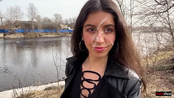 video я хочу прогуляться по парку со спермой на лице кончи мне на лицо публичный камвок sex