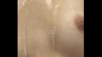 video настоящая пара занимается сексом в душе с глубокой глоткой и спермой на лицо любительский sex