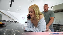 video хлоя хочет снять квартиру но это слишком дорого может быть она может чтото сделать sex