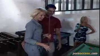 video 男女とトラニー sex