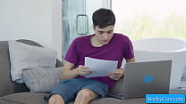 video парень возбуждается и лижет сочные сиськи и киску ее мачехи дана весполи рикки спэниш sex