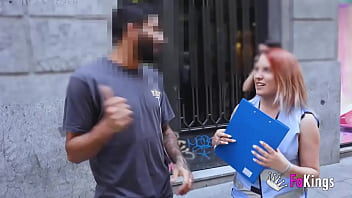 video сексуальный опрос fakings грязная испанская красотка дразнит и проверяет парней в мадриде sex