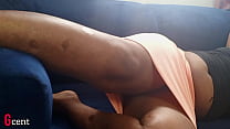 video скрытая камера снимает как горячая жена трогает слугу sex