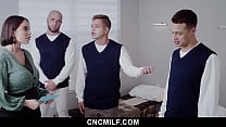 video горячая milf предлагает мальчикам из приюта использовать ее по полной программе cncmilf sex