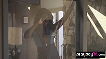 video горячая полностью натуральная темнокожая молодая женщина виктория антуанетта показывает свою черную киску sex