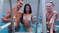 video сумасшедшая групповуха вечеринка от the pool жесткий секс и кремовый пирог sex