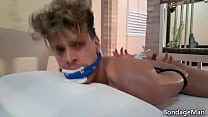 video энрике завязанный рукой рот заткнутый банданой заткнутый кляпом рот кончать с дилдо заклеенный лентой бесплатно sex