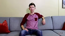 video интересный мальчик блейк андерсон засовывает пальцы в свою дырку sex
