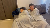 video я прошу свою мачехумилфу разделить кровать в качестве предлога чтобы жестко ее трахнуть и вылить на нее свою сперму sex