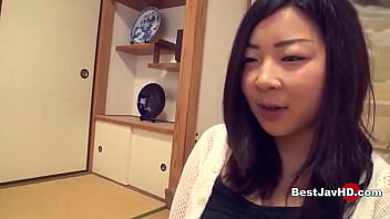 video この無修正の jav ポルノで最高のアジアの浮気者があらゆる方法で引っ張られる様子をぜひご覧ください sex