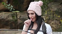 video прекрасная туристка эмбер фиера трахается в лесу sex
