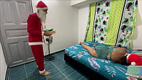 video сантаклаус приносит мне подарок который мне не нравится и я окажу его член во рту пока не наполну его спермой sex