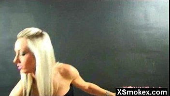 video giga titty курение фетиш гал трахал sex