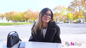 video латиноамериканская певица меган лав влюблена в мужчин повзрослее и у нас есть для нее секс втроем sex