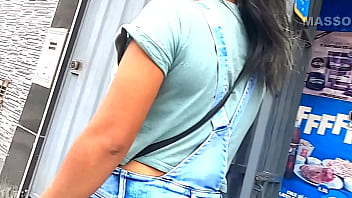 video 路上で捕まえられた若い女性はチップと引き換えに見知らぬ男に犯されます 私は偶然見知らぬ人とセックスしてしまいました sex