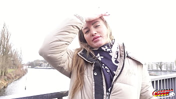 video немецкий скаут высокая блондинка джулия мейз соблазняет на мошеннический кастинг трахается на работе модели sex