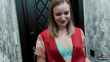 video шлюхажена пришла к соседу и трахнула его лицо и рот sex