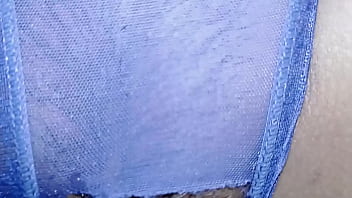 video xxx desi маленькая сводная сестра играет с моим членом и заставляет меня много кончать sex