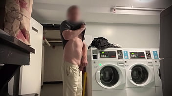 video публичная нагота пока я глажу почти поймали sex