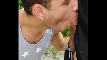 video талантливый фермер заснул посреди кормления а его друг все заснял sex