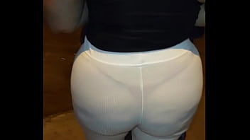 video я нашел зрелую шлюху на улице и она забрала всю мою сперму sex