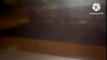 video жена занимается любительским сексом на подиуме с двумя без презерватива sex