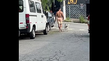 video нашел на улице одаренного черного парня и привел его домой чтобы трахнуть sex