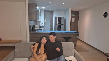 video алея очень пошлая шлюха и трахается пока ее пареньрогоноша не смотрит на нее часть 1 alejaandaaroon sex