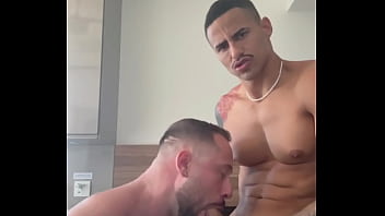 video i went to help the hottie on the beach and ended up taking him home to give him milk sex