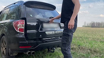 video связанная горячая задница большая сисястая девушка подобранная и трахнутая фальшивым таксистом sex