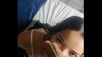 video луна бланк стонет когда она глотает меня чтобы оседлать большой член sex