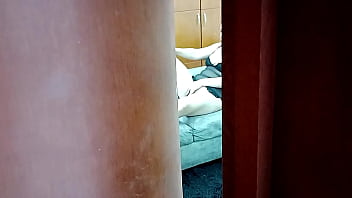 video я узнаю что моя мачеха девушка с вебкамеры и просит меня устроить шоу для ее пользователей и в итоге я ее трахаю sex