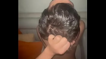 video ペルーの熟年既婚男性が妻を女性用ランジェリー姿の若い男に仕立て上げ妊娠させながらそれを録画する sex