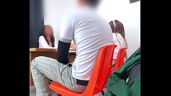 video メキシコの教師が教室で生徒たちに特別な試験を実施先生に合格する別の方法はありますか彼はボディに問題を通過させるよう求めます sex