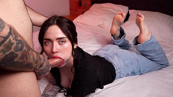 video глубоко в ее рту затем глубоко в ее пизде no mercy sex
