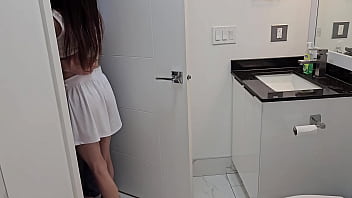 video секс с 18летней девушкой в туалете на вечеринке sex