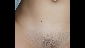 video 熱い巨乳カルメンは男巨大なコックによって猫を破壊します sex