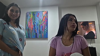 video ночь кино с моей лучшей подругой и ее сводными братьями заканчивается оргией и кончанием в мою киску алехандра sex
