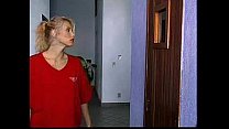 video サウナで2人のブロンドをファック sex